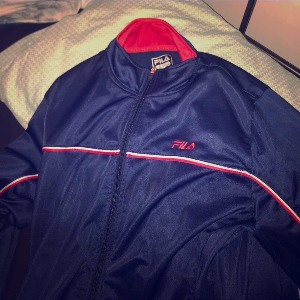 old school Filas sweater ❤️💙